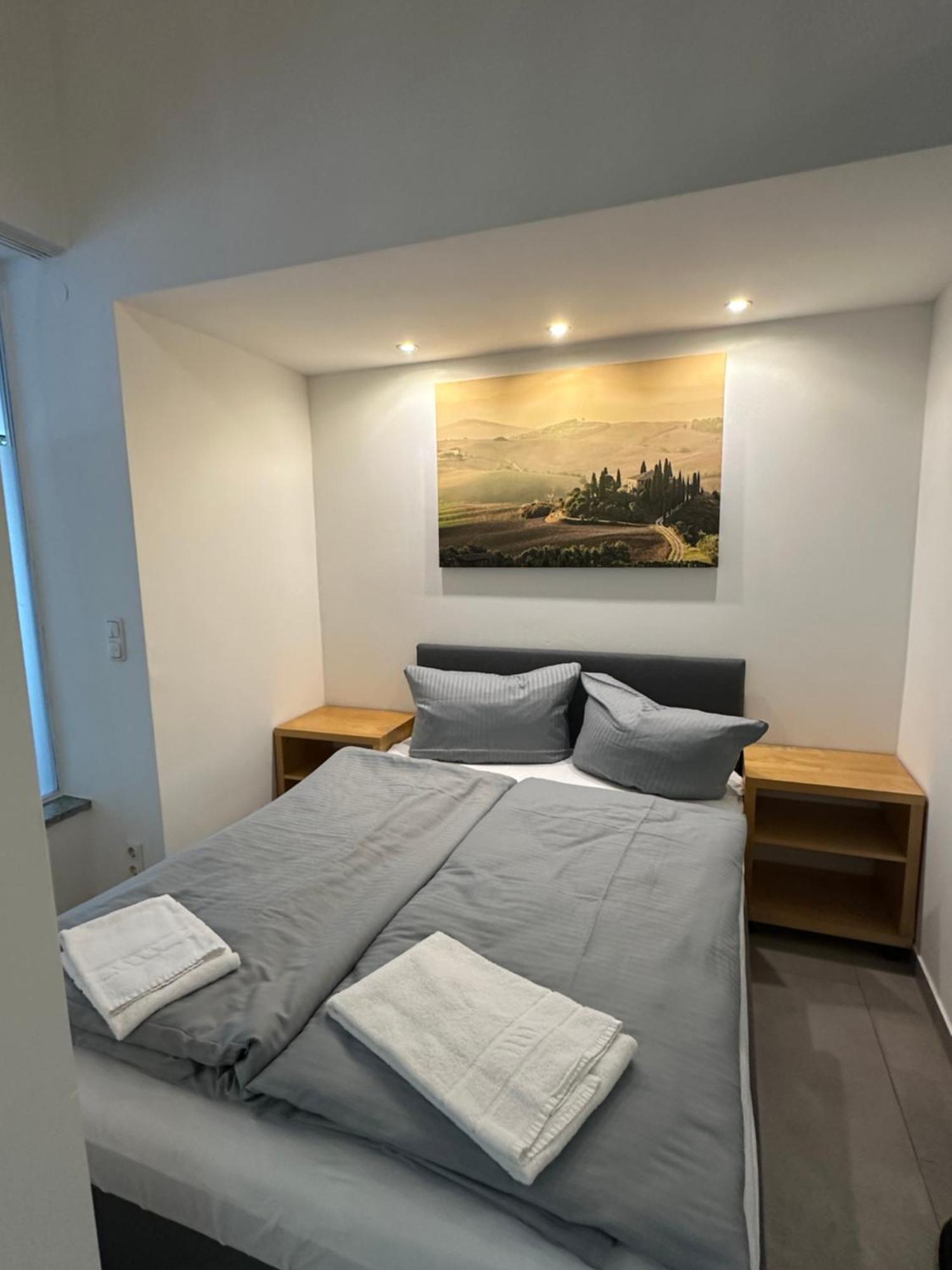 Estelada Boarding Houses - Bogenhausen Munchen Bagian luar foto